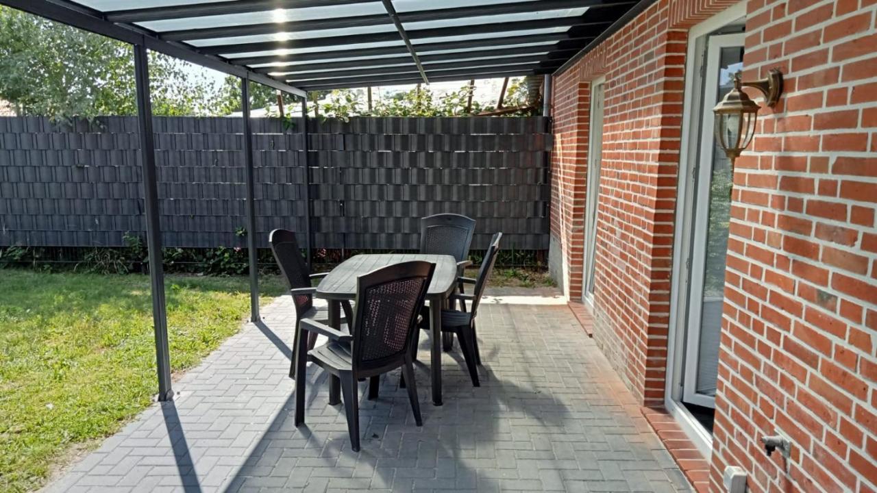 Ferienhaus Am Binnenhafen Emden Esterno foto